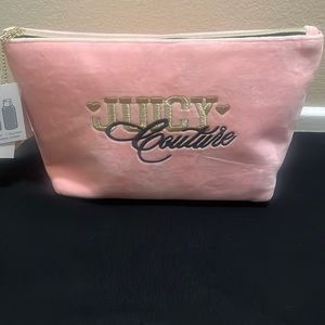 NWT Juicy couture beauty bag blush pink velvet